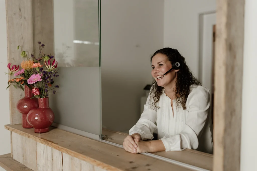 Telefoniste van Verloskundige Ochten